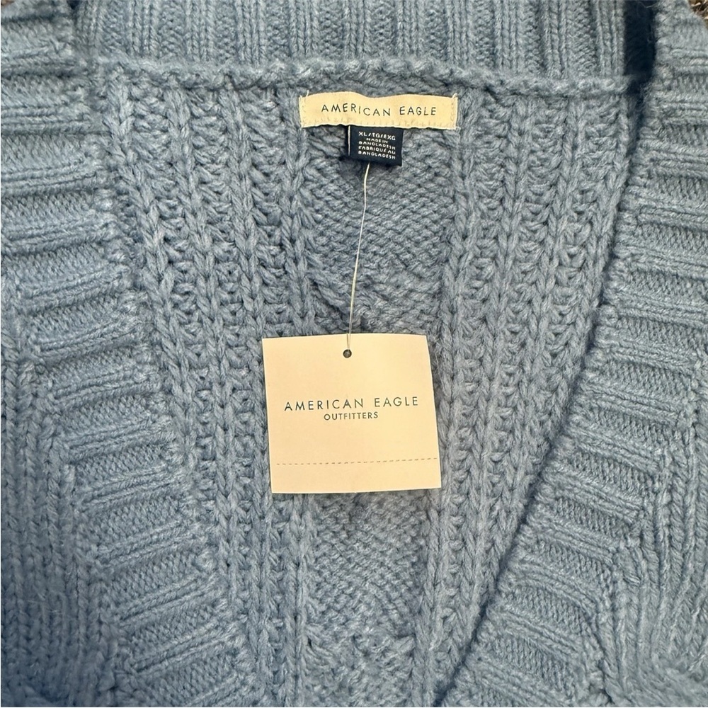 American Eagle NWT XL dusty Blue Cable Knit Sleeveless Sweater Vest - Picture 10 of 13